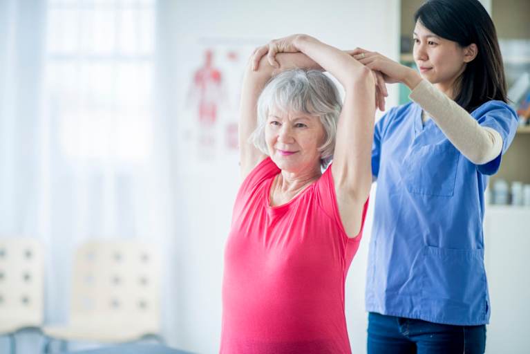 How to Become a Holistic Nurse: Career Overview
