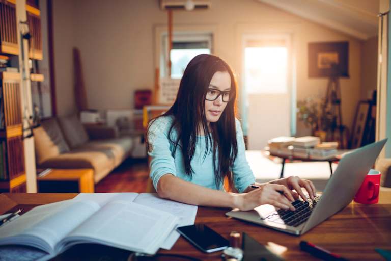 Ask a Nurse: Can I Enroll in an MSN Program With a Non-Nursing Bachelor’s Degree?
