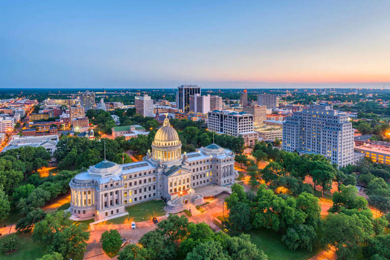 Become Nurse In Mississippi + Requirements & Licensing