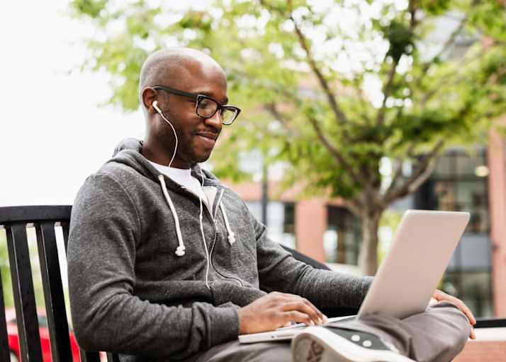 Best Online Nursing Programs and Degrees in 2025