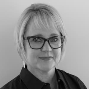 Portrait of Tracy Jones-Darnell